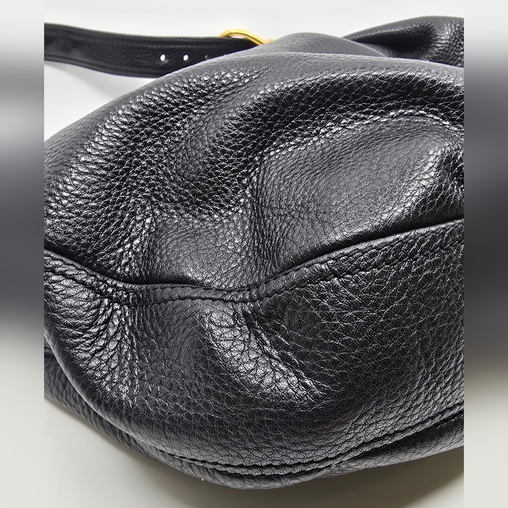 Burberry Prorsum Pebbled Leather Hobo Bag - Picture 7 of 16